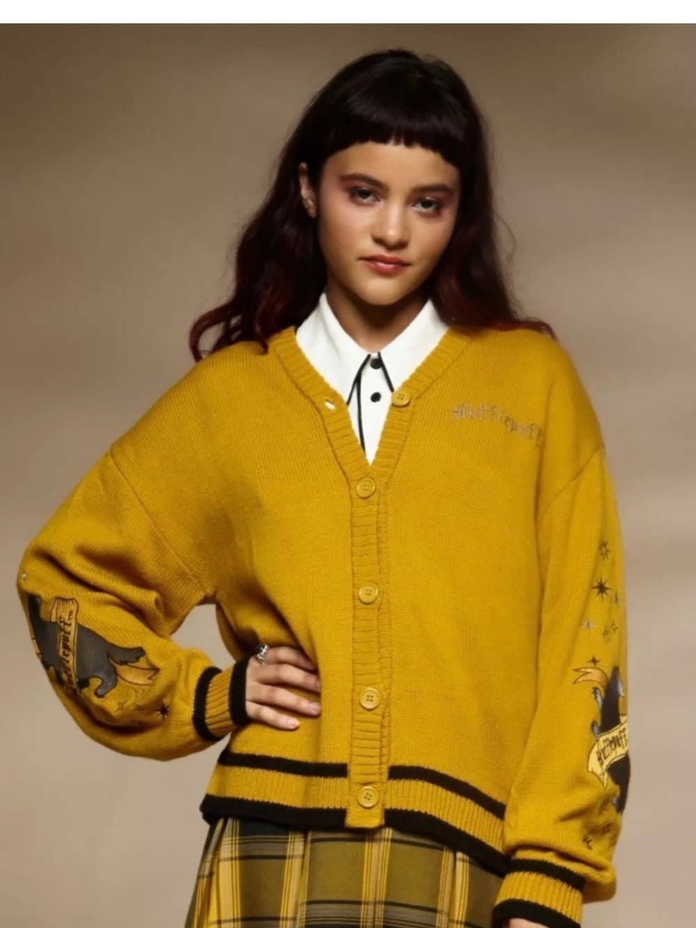 Harry Potter Hufflepuff Mustard Yellow V-Neck Button Cardigan